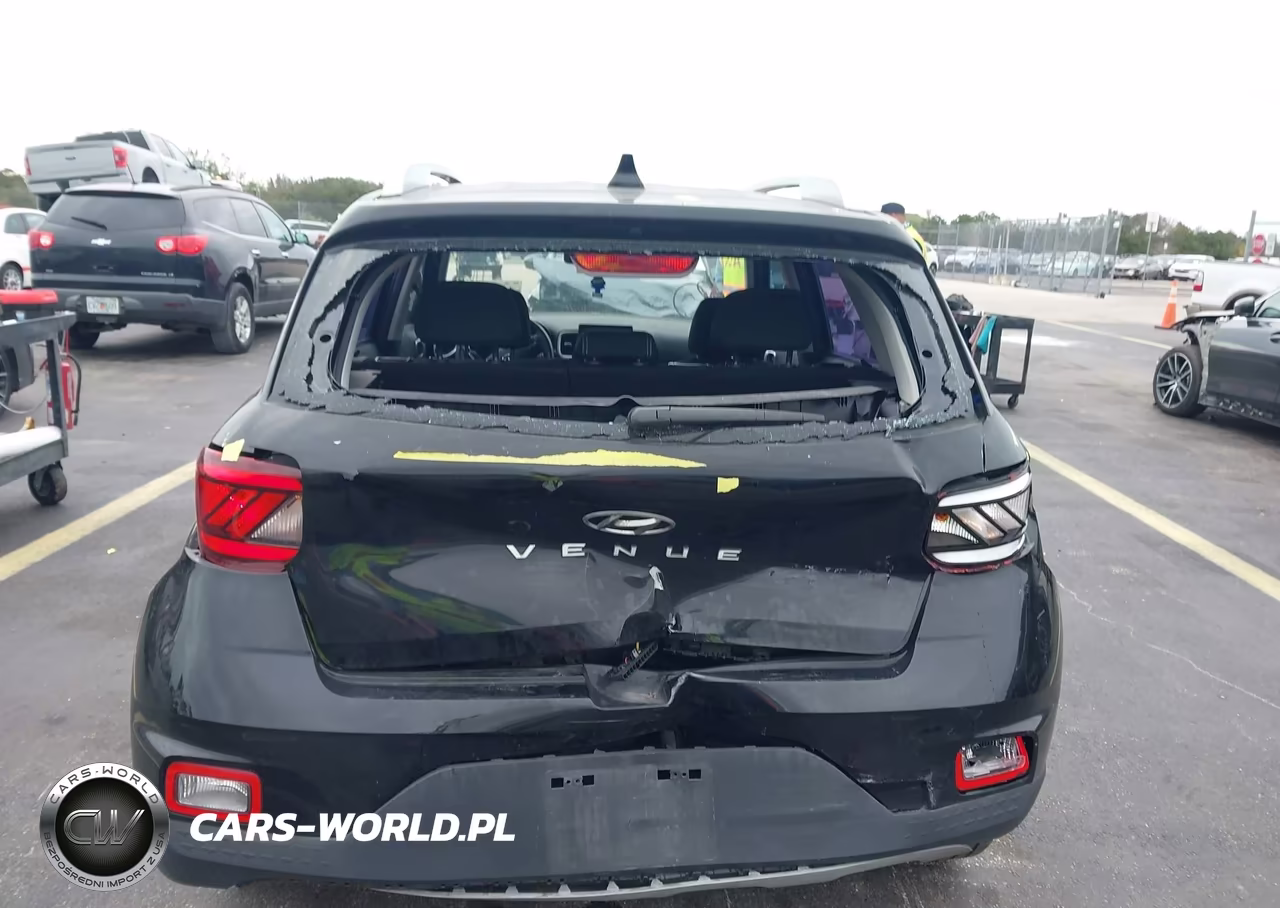 2022 Hyundai Venue Sel VIN:KMHRC8A34NU183372 - 16