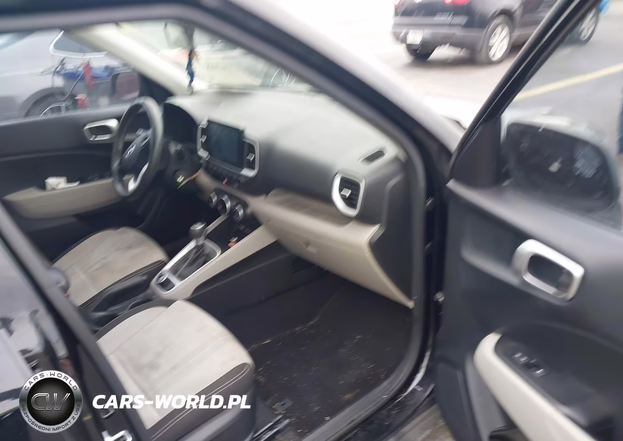 2022 Hyundai Venue Sel VIN:KMHRC8A34NU183372 - 5