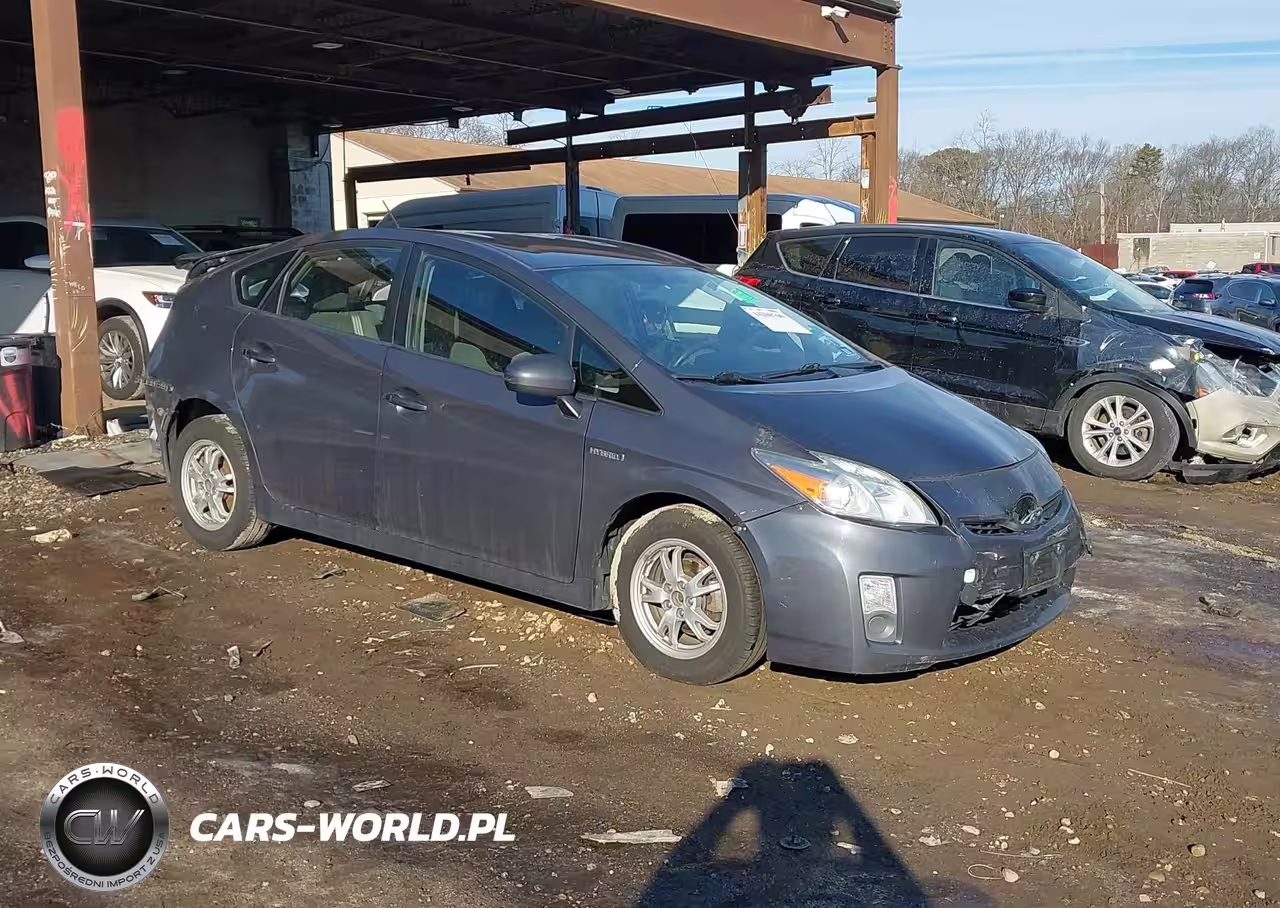 2011 TOYOTA PRIUS TWO