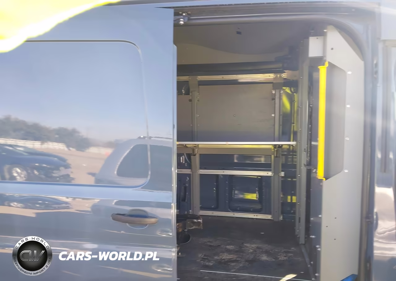 2019 Ford Transit-250 VIN:1FTYR3XM0KKB78324 - 8