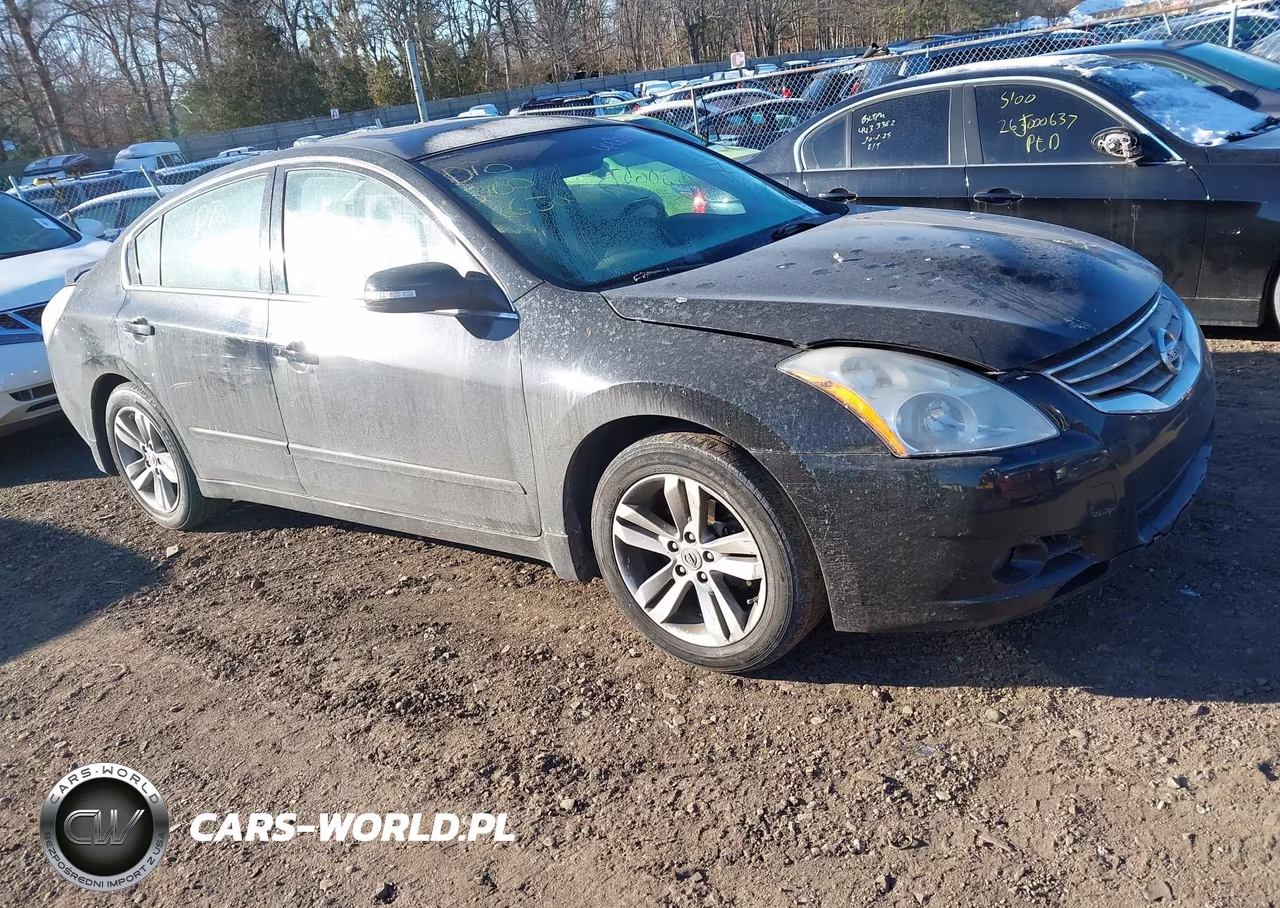2012 Nissan Altima 3.5 Sr – zdjęcie 1 z 11
