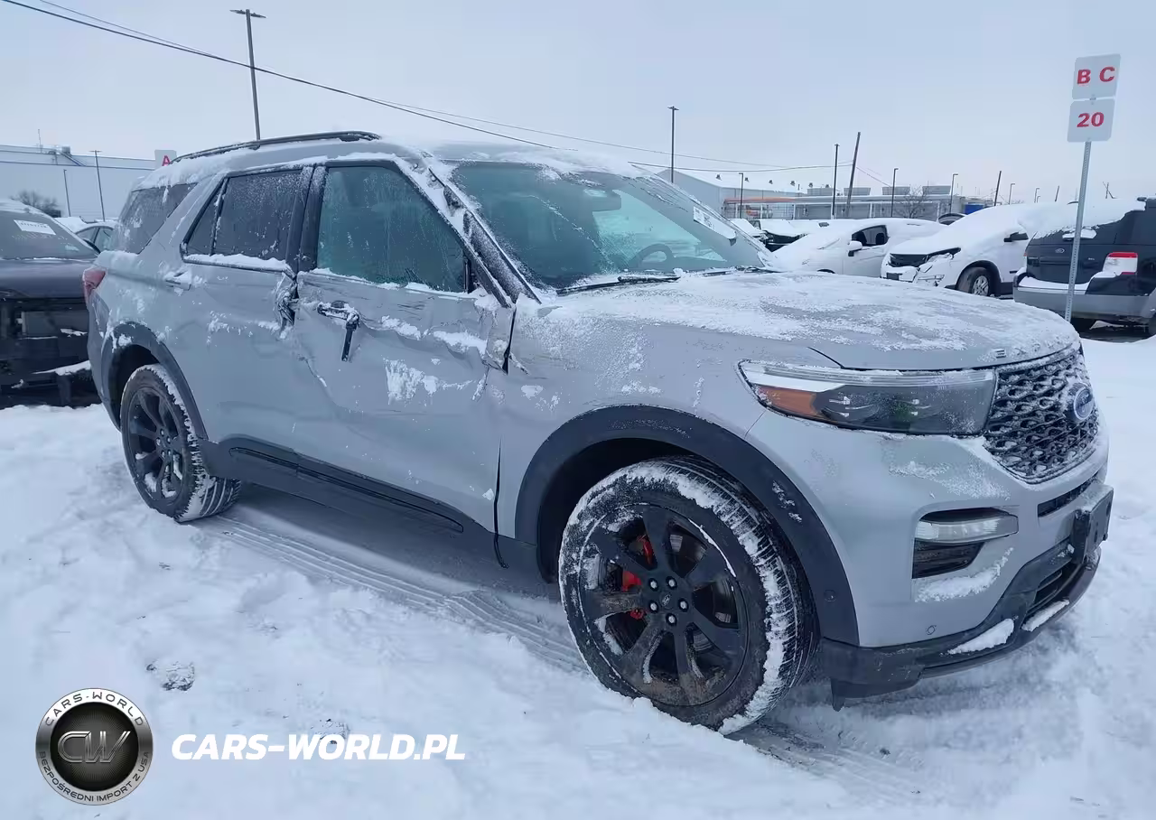 2022 Ford Explorer St