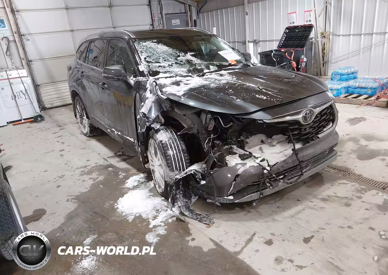 2021 Toyota Highlander Platinum