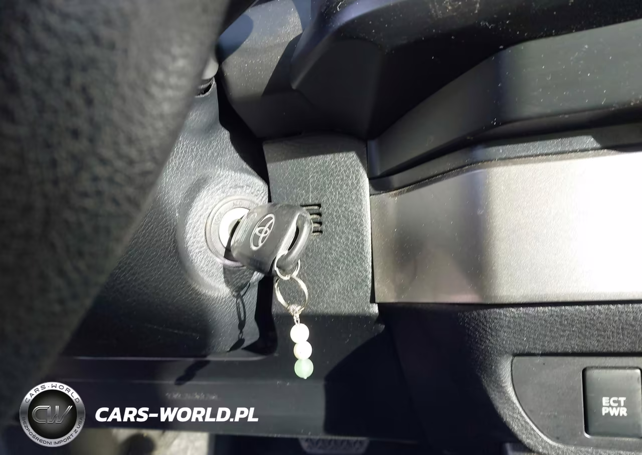 2019 Toyota Tacoma Sr VIN:5TFAX5GN7KX154388 - 11