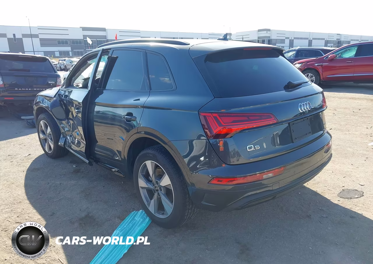 2025 Audi Q5 Premium 40 Tfsi Quattro S Tronic VIN:WA1ABAFY1S2053583 - 3