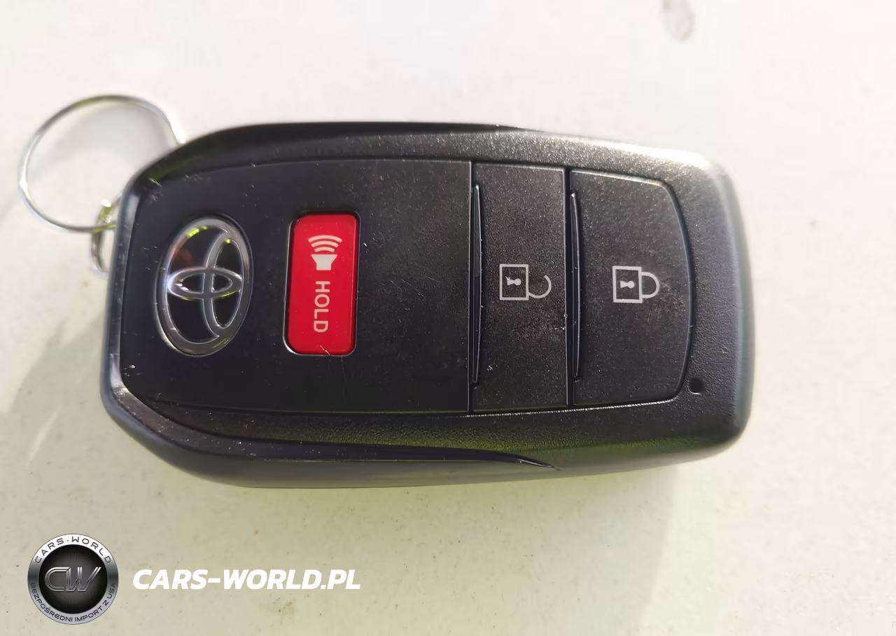 2025 Toyota Corolla Cross Hybrid Se VIN:7MUFBABG9SV073877 - 11