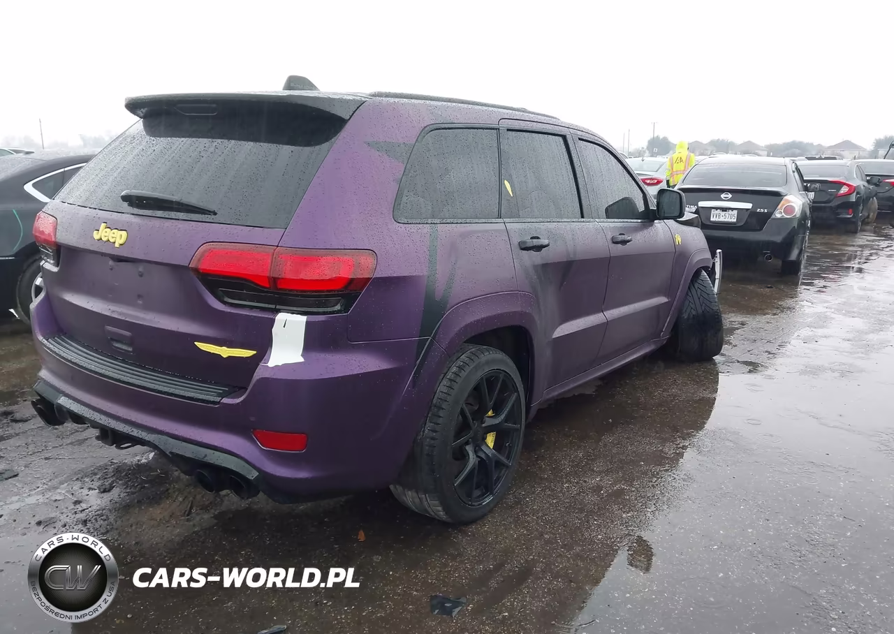 2021 Jeep Grand Cherokee Trackhawk 4X4 VIN:1C4RJFN90MC688522 - 4