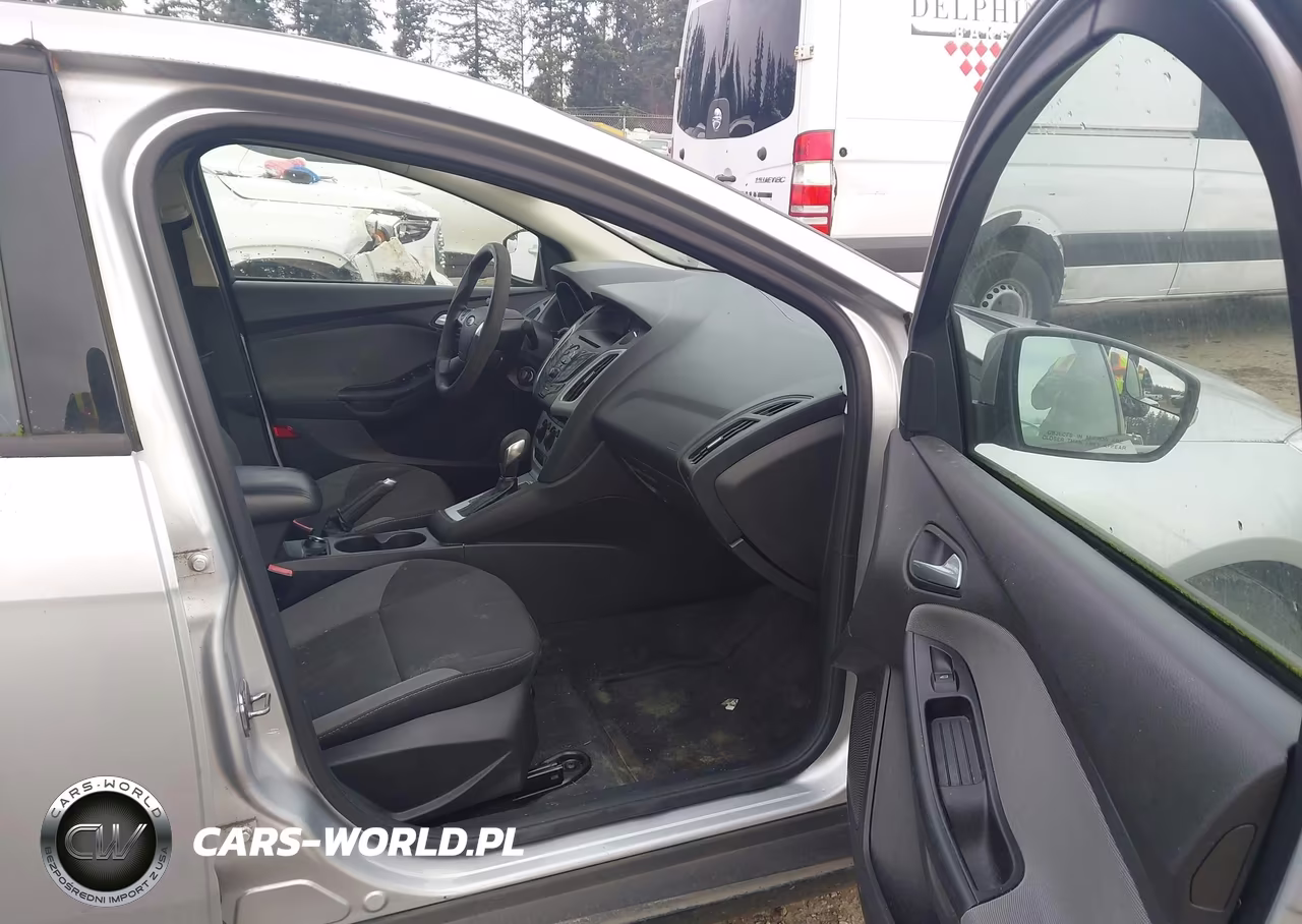 2013 Ford Focus Se VIN:1FADP3F21DL235833 - 5