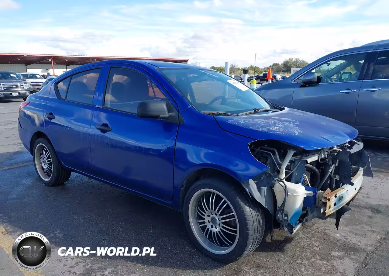 2012 Nissan Versa 1.6 S