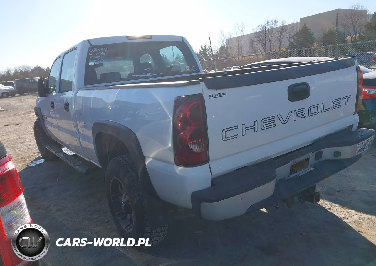 2006 Chevrolet Silverado 2500Hd Work Truck VIN:1GCHK23D66F170442 - 3