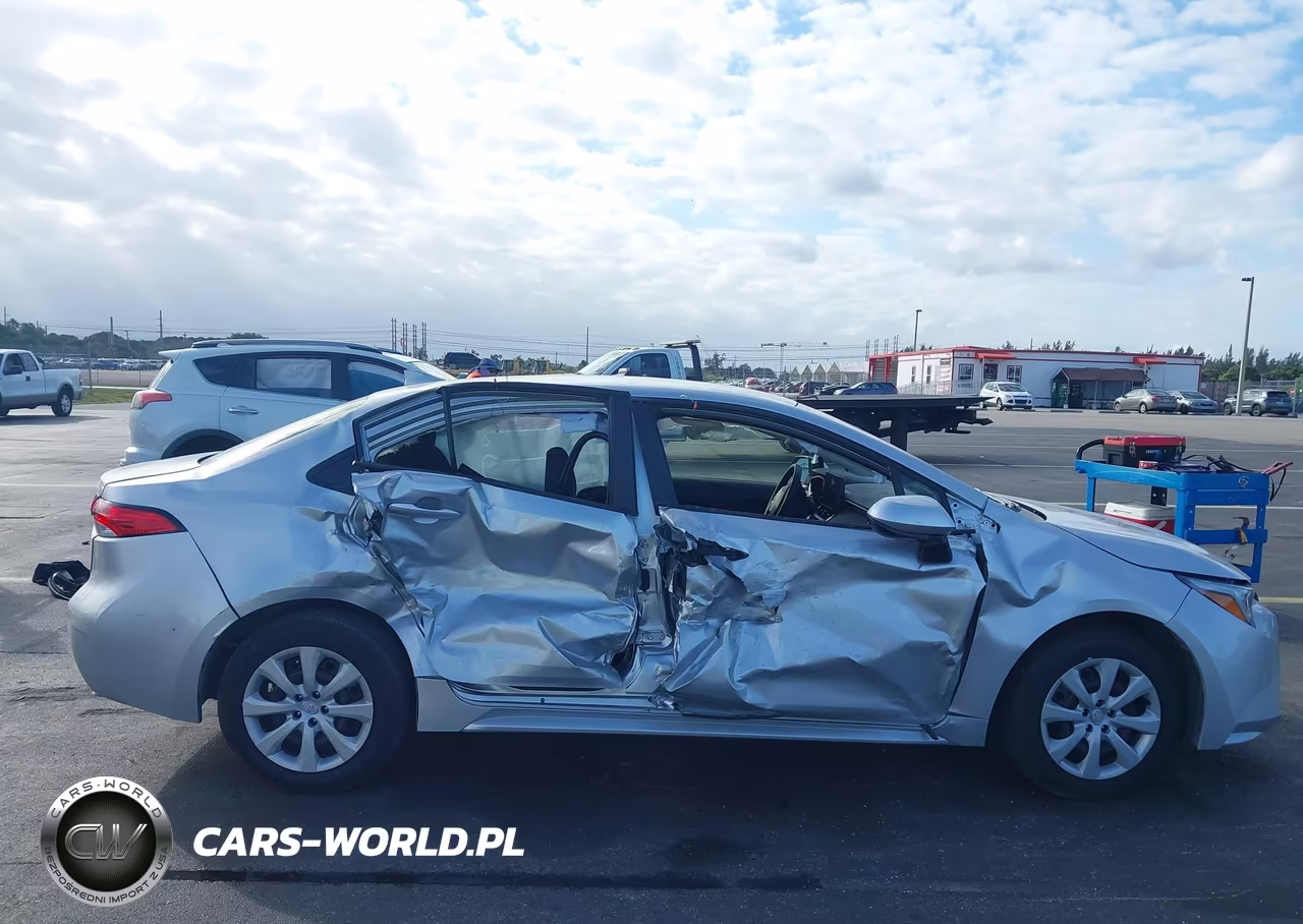 2026 Toyota Corolla Hybrid Hybrid Le VIN:JTDBCMFE1T3120502 - 13