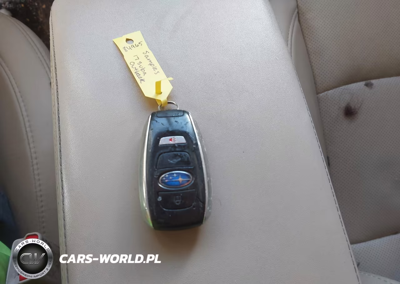 2017 Subaru Outback 2.5I Limited VIN:4S4BSANC1H3394545 - 11