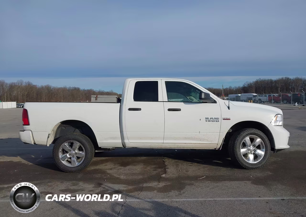 2018 Ram 1500 Express 4X4 6'4 Box VIN:1C6RR7FT8JS309669 - 13