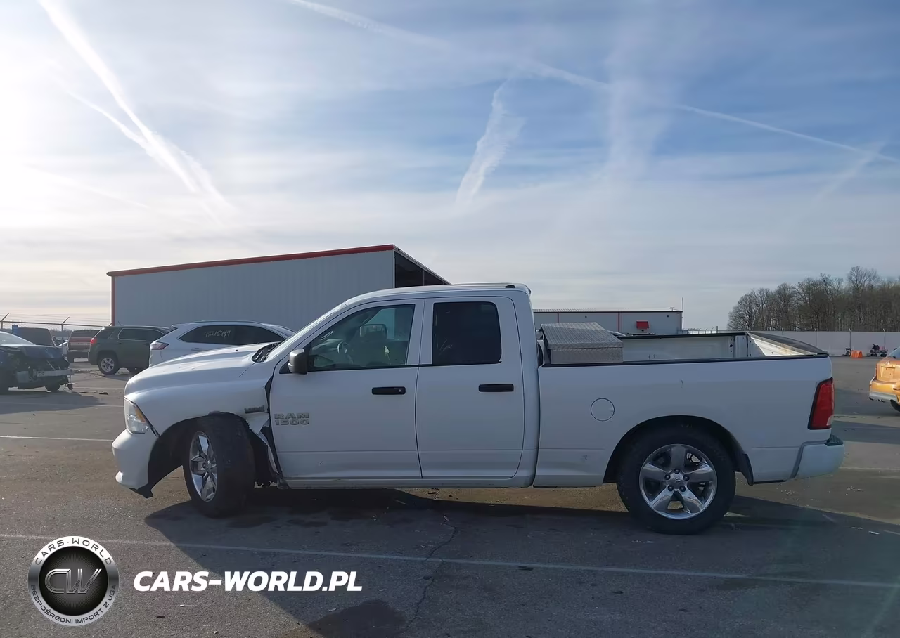 2018 Ram 1500 Express 4X4 6'4 Box VIN:1C6RR7FT8JS309669 - 14