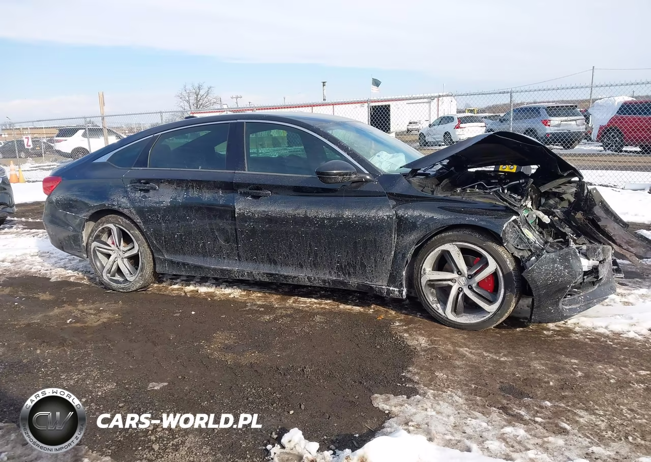 2018 Honda Accord Sport VIN:1HGCV1F37JA021690 - 13
