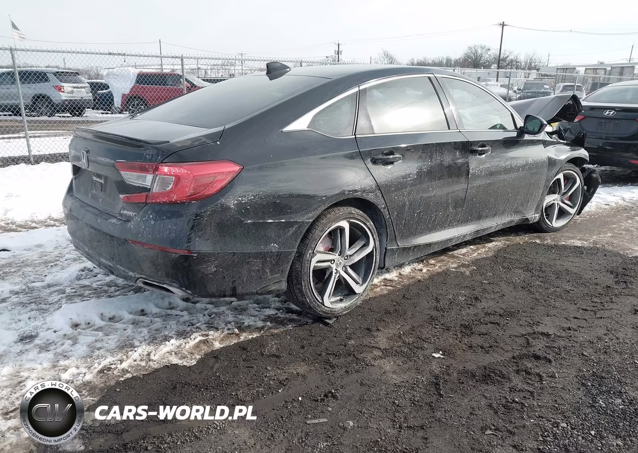 2018 Honda Accord Sport VIN:1HGCV1F37JA021690 - 4