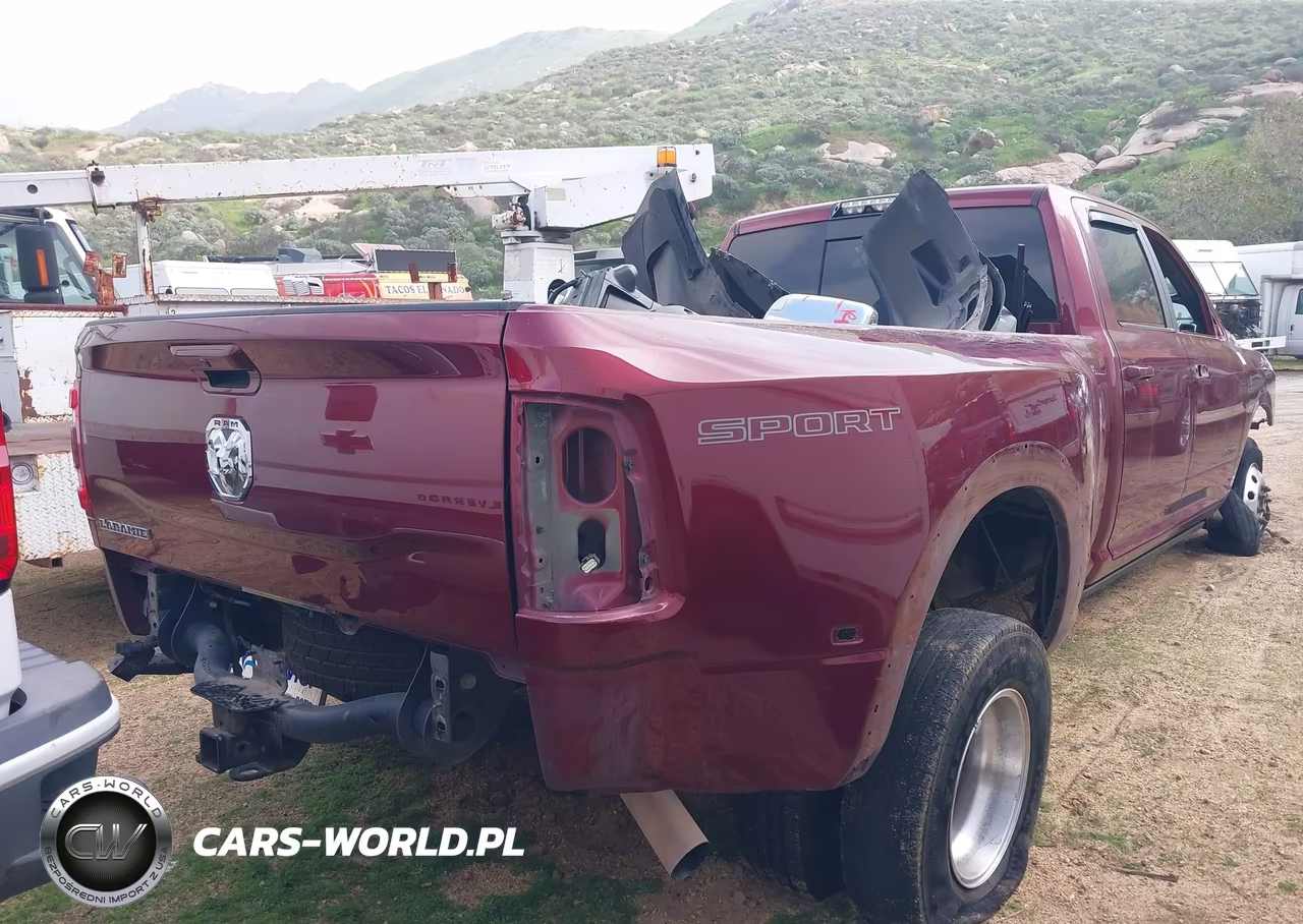 2022 Ram 3500 Laramie 4X2 8' Box VIN:3C63RPJL1NG160306 - 4