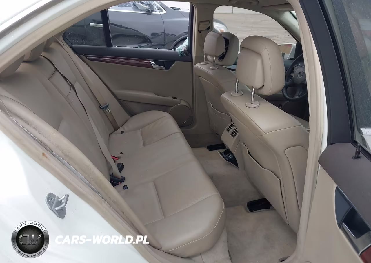 2011 Mercedes-Benz C 300 Sport VIN:WDDGF5EB0BR160761 - 8