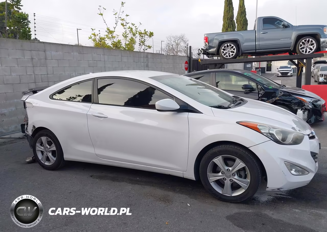 2013 Hyundai Elantra Gs VIN:KMHDH6AE9DU004551 - 14