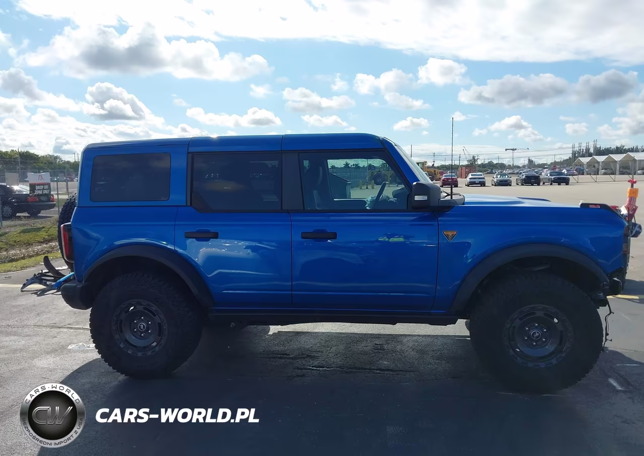 2025 Ford Bronco Badlands VIN:1FMEE9BP8SLA61986 - 14