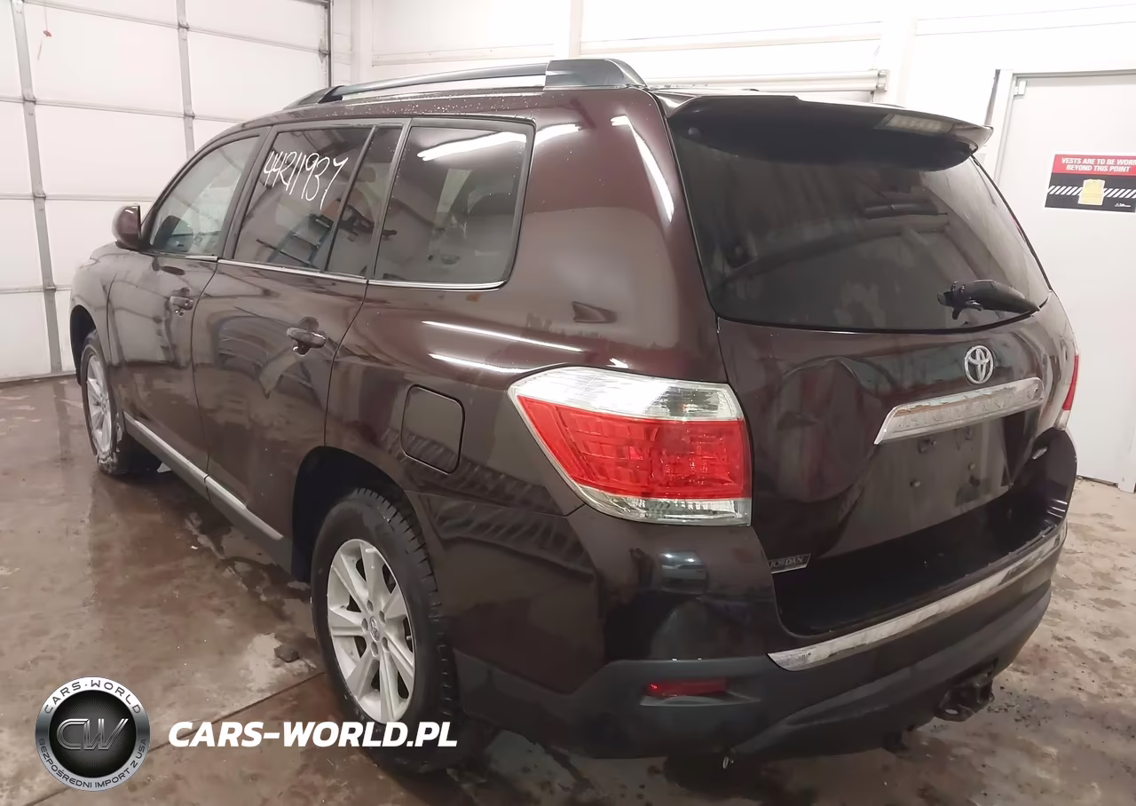 2013 Toyota Highlander Se V6 VIN:5TDBK3EH2DS211822 - 3