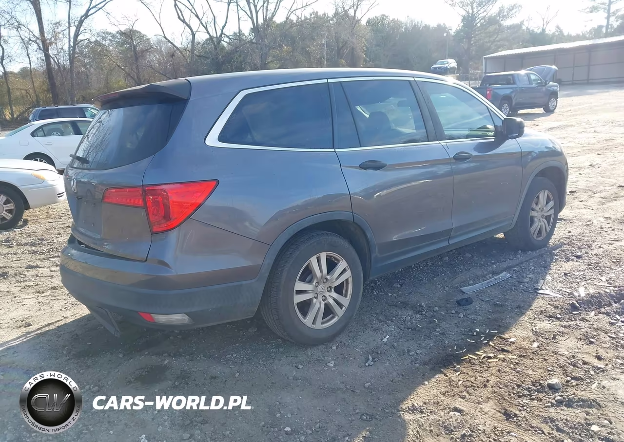 2018 Honda Pilot Lx VIN:5FNYF5H17JB028540 - 4