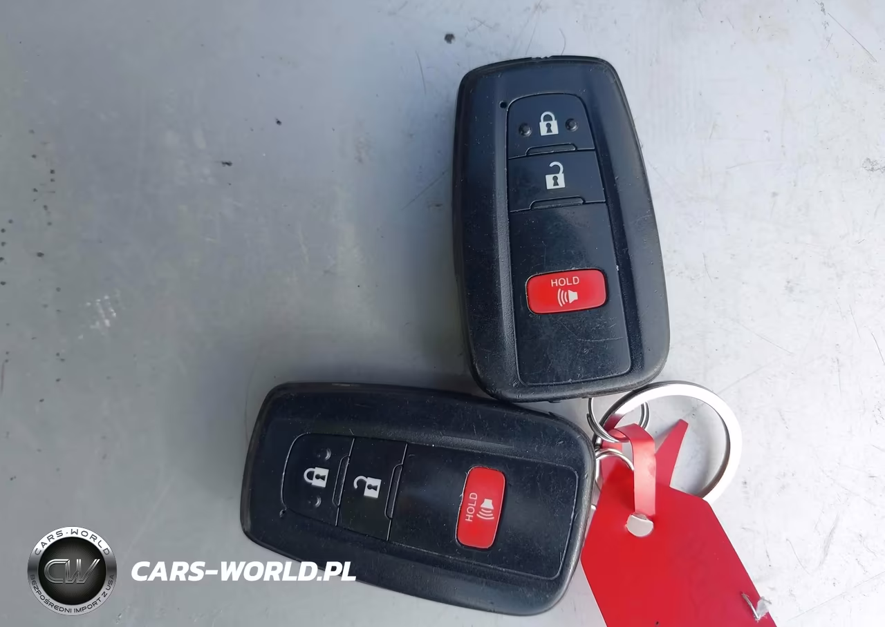 2017 Toyota Prius Two VIN:JTDKBRFU1H3038543 - 11