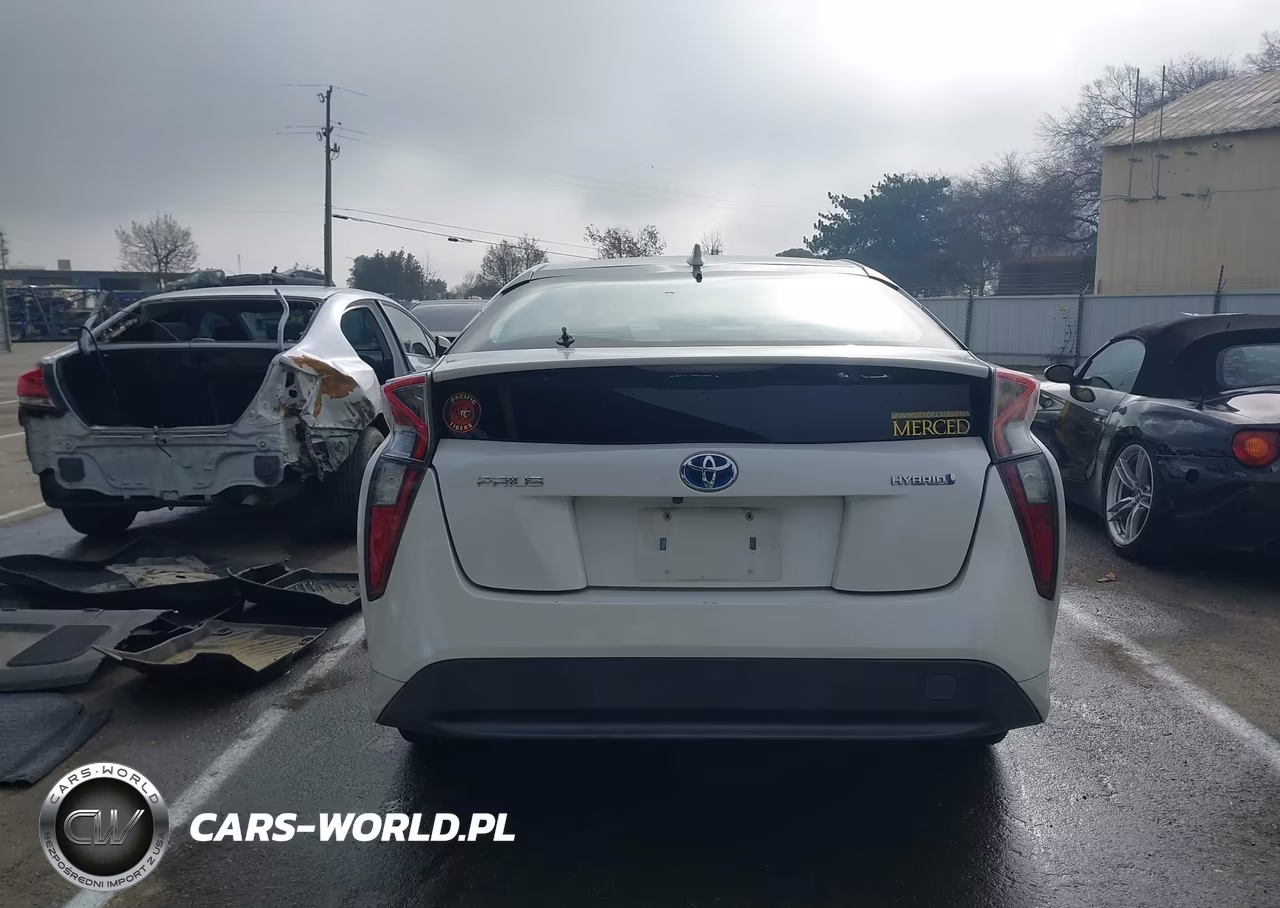 2017 Toyota Prius Two VIN:JTDKBRFU1H3038543 - 17