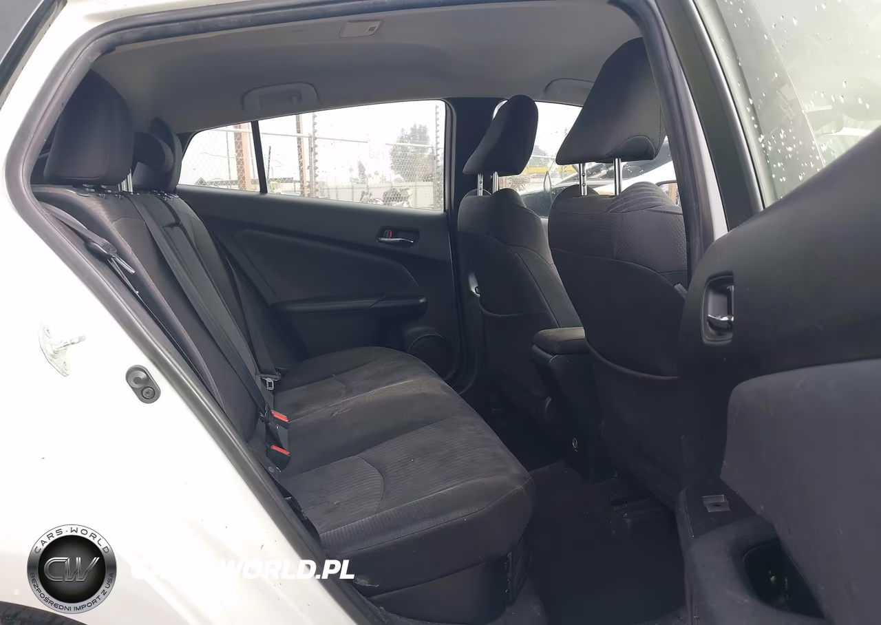 2017 Toyota Prius Two VIN:JTDKBRFU1H3038543 - 8