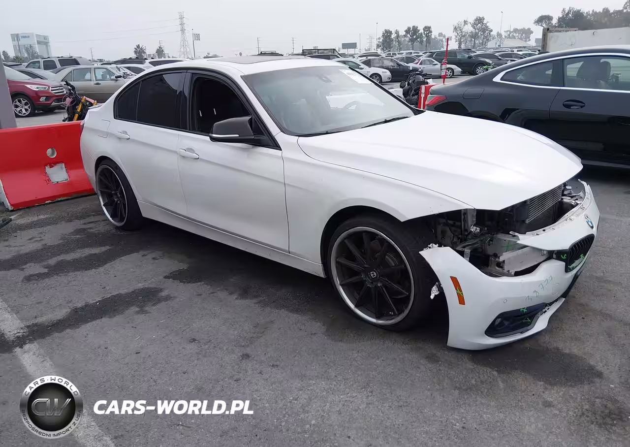 2018 BMW 330E