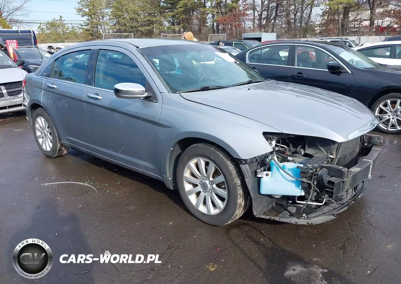 2013 Chrysler 200 Limited