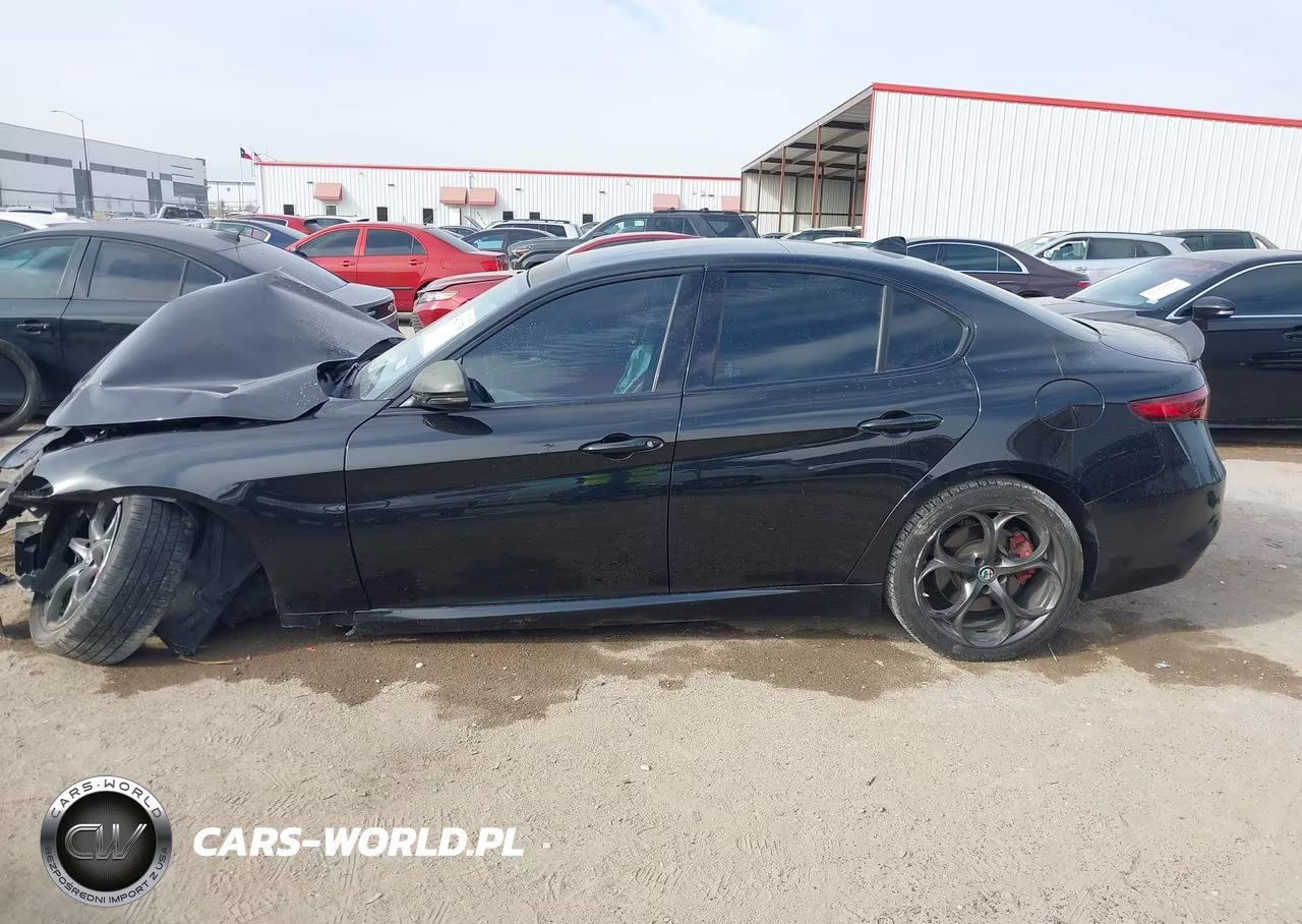 2018 Alfa Romeo Giulia Ti Sport Awd VIN:ZARFAEEN0J7566599 - 15