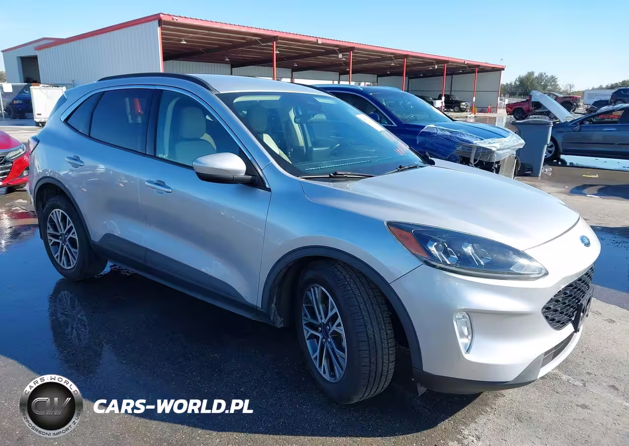 2020 Ford Escape Sel