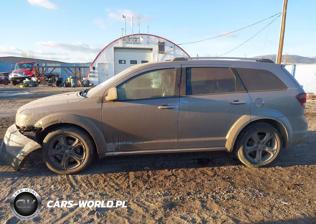 2016 Dodge Journey Crossroad Plus VIN:3C4PDDGG3GT109160 - 14