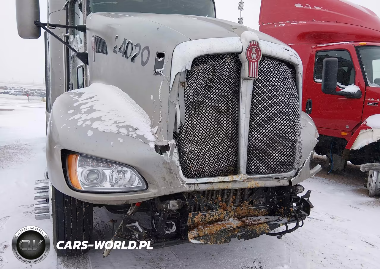 2014 Kenworth Construction T660 VIN:1XKADP8X4EJ293233 - 8