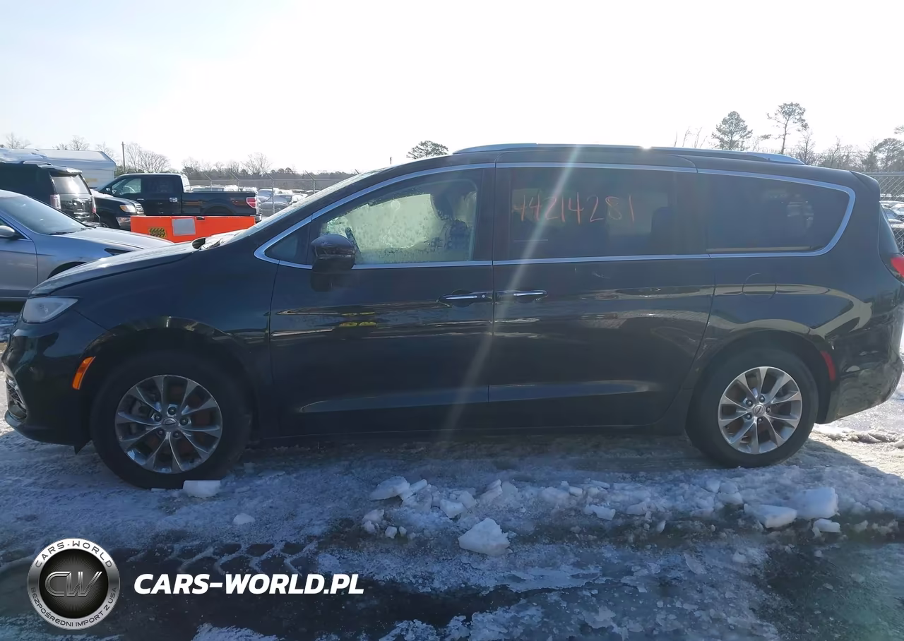 2021 Chrysler Pacifica Touring L Awd VIN:2C4RC3BG2MR518732 - 13