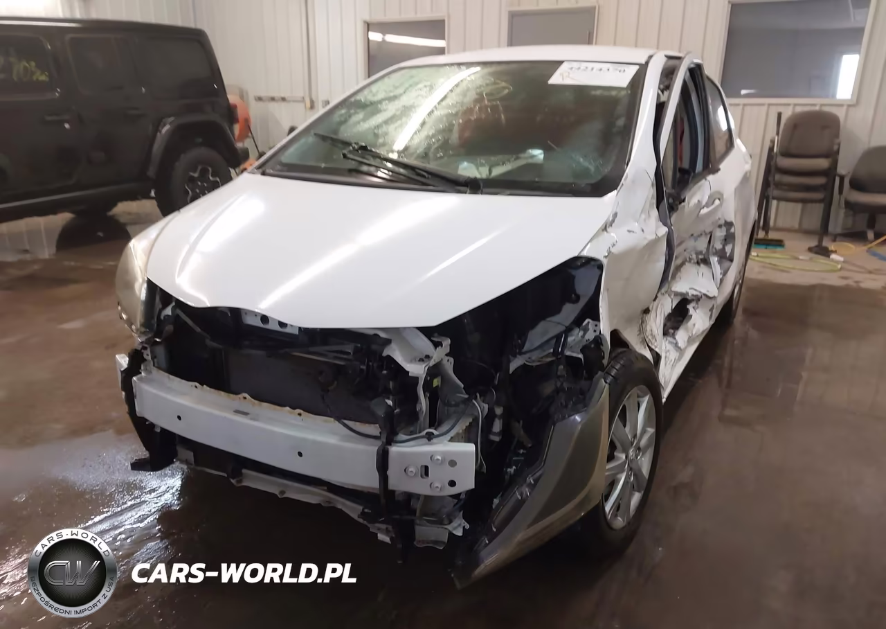 2015 Toyota Yaris Le VIN:VNKKTUD38FA037786 - 2