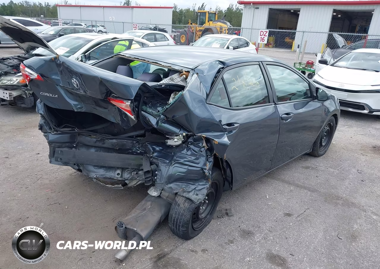 2018 Toyota Corolla Le VIN:2T1BURHE5JC083031 - 18