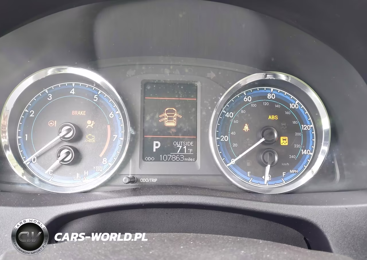 2018 Toyota Corolla Le VIN:2T1BURHE5JC083031 - 7