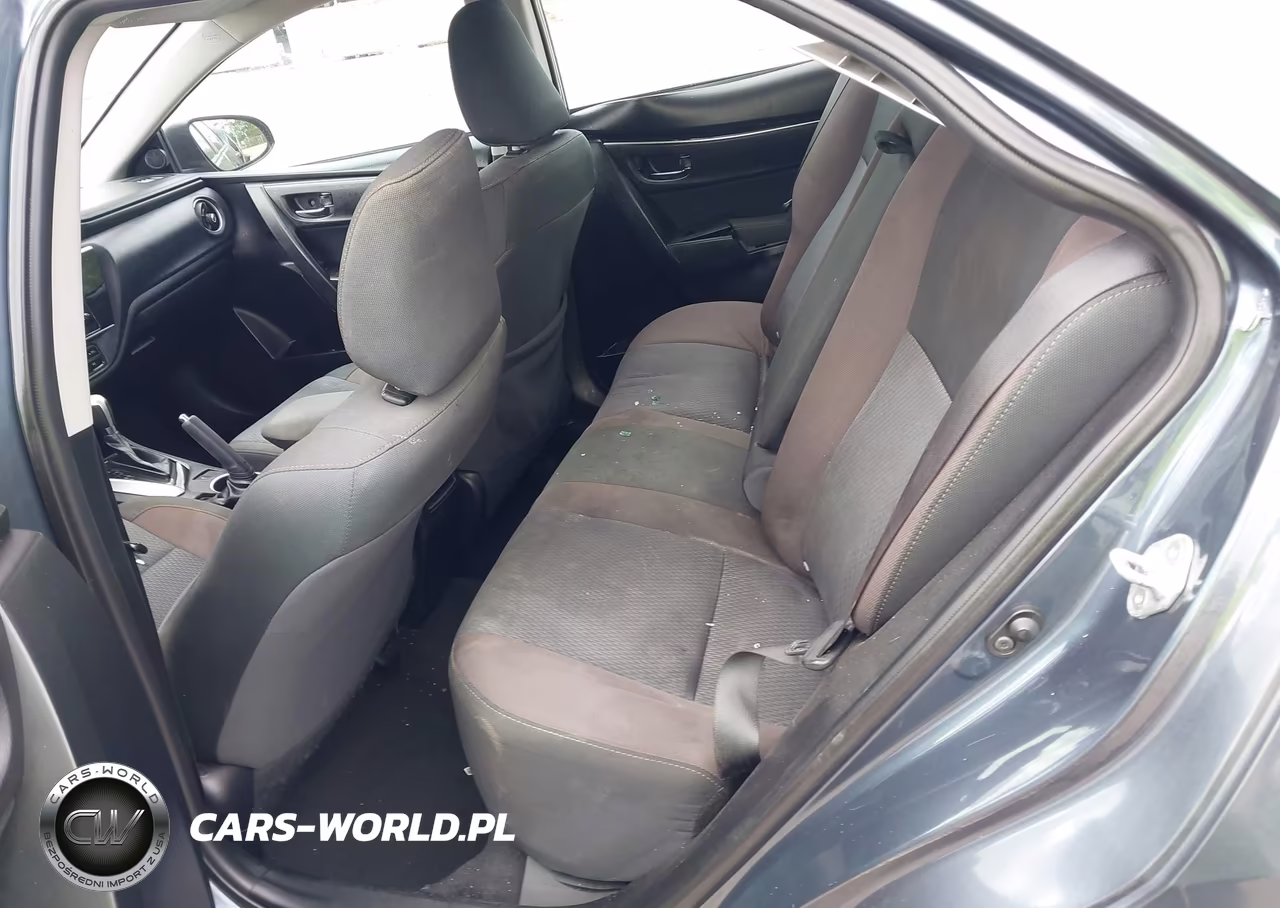 2018 Toyota Corolla Le VIN:2T1BURHE5JC083031 - 8