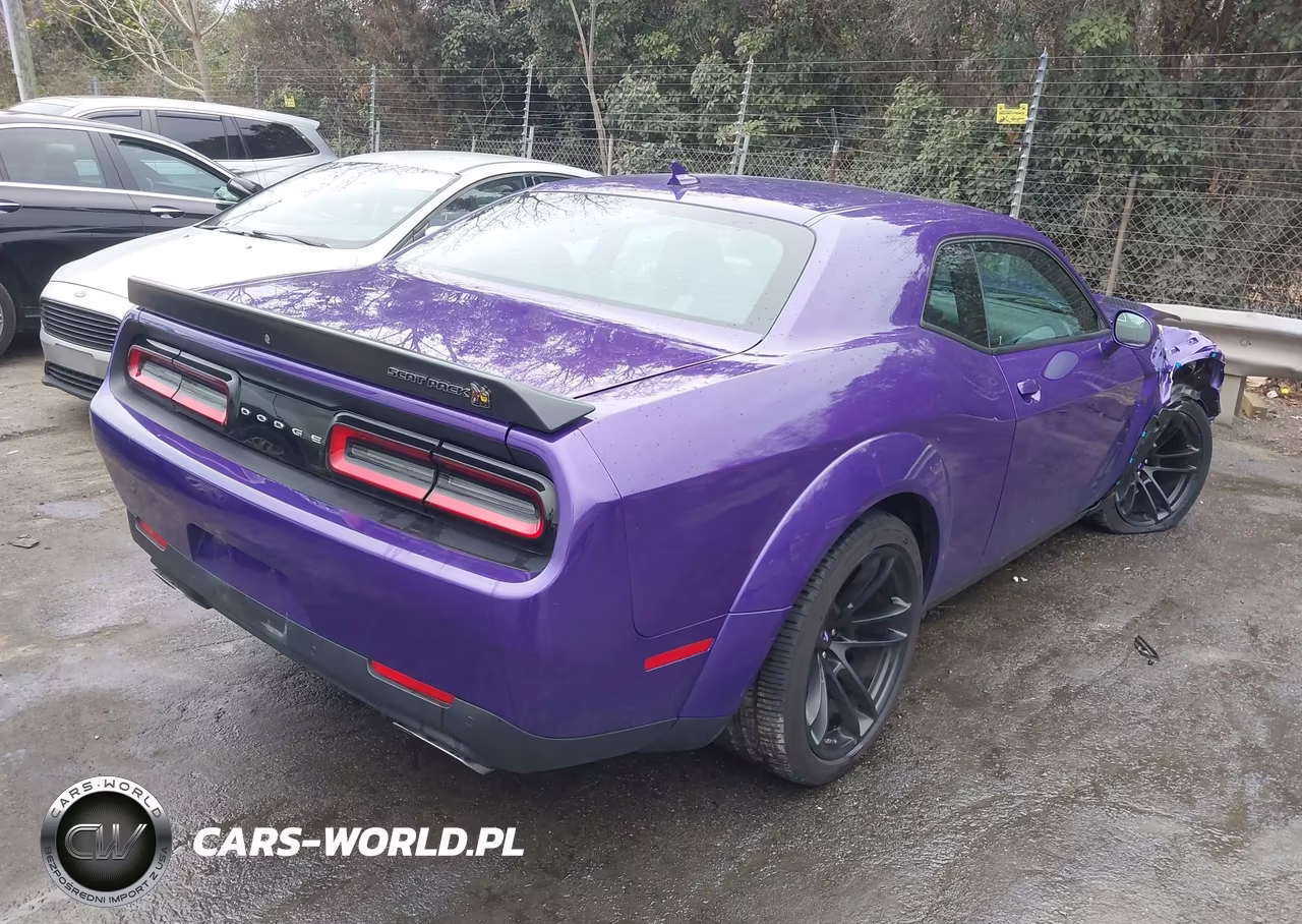 2023 Dodge Challenger R-T Scat Pack Widebody VIN:2C3CDZFJ0PH629127 - 4
