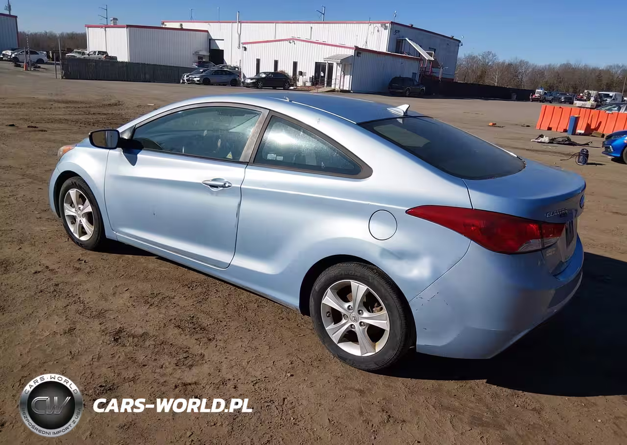 2013 Hyundai Elantra Gs VIN:KMHDH6AE6DU014129 - 3