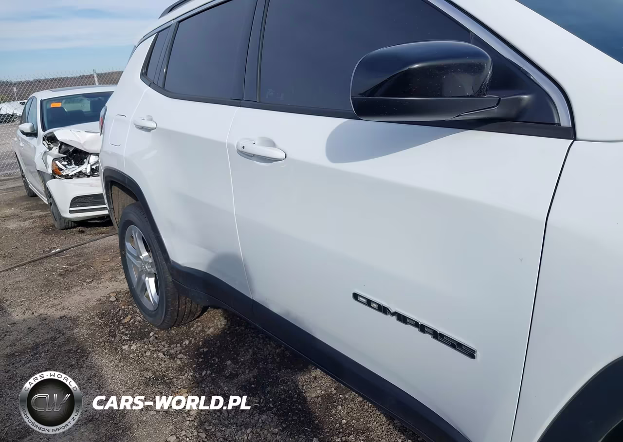 2023 Jeep Compass Latitude 4X4 VIN:3C4NJDBN7PT569976 - 13