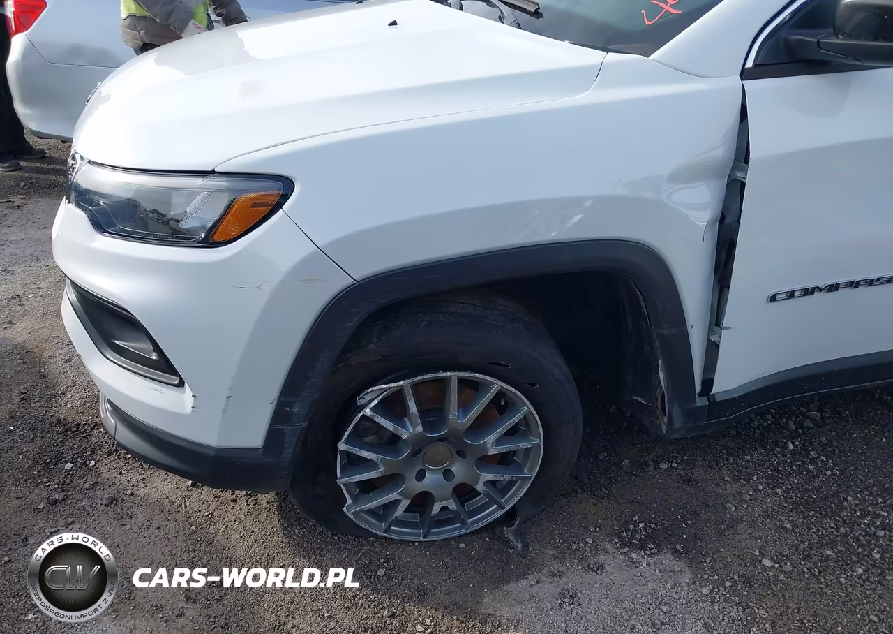 2023 Jeep Compass Latitude 4X4 VIN:3C4NJDBN7PT569976 - 6