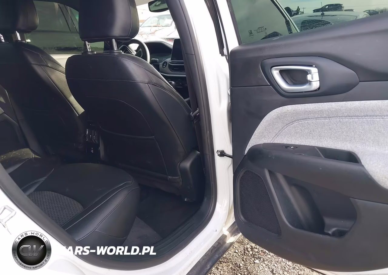 2023 Jeep Compass Latitude 4X4 VIN:3C4NJDBN7PT569976 - 8