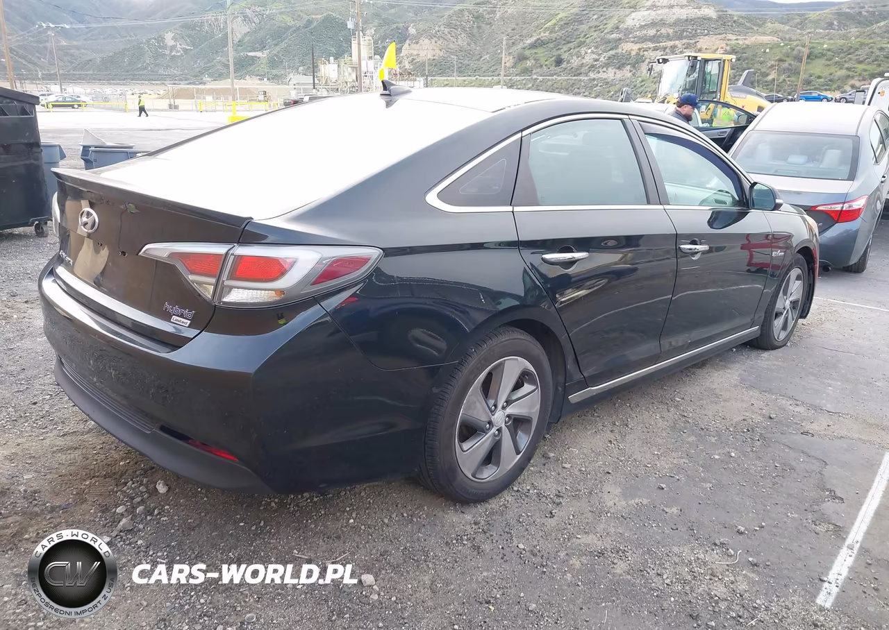 2016 Hyundai Sonata Hybrid Limited VIN:KMHE34L19GA030266 - 4