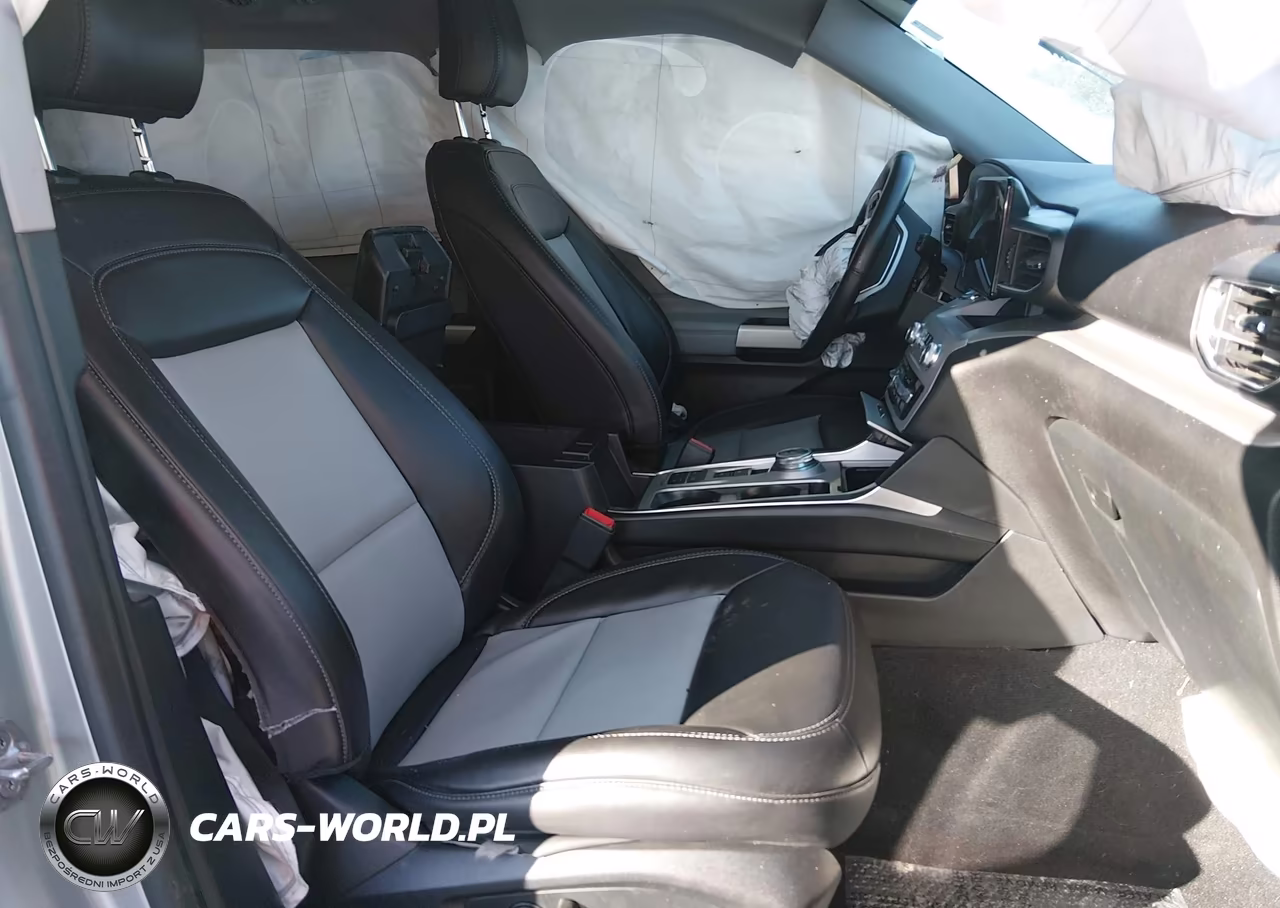 2023 Ford Explorer Xlt VIN:1FMSK7DH1PGB33987 - 5