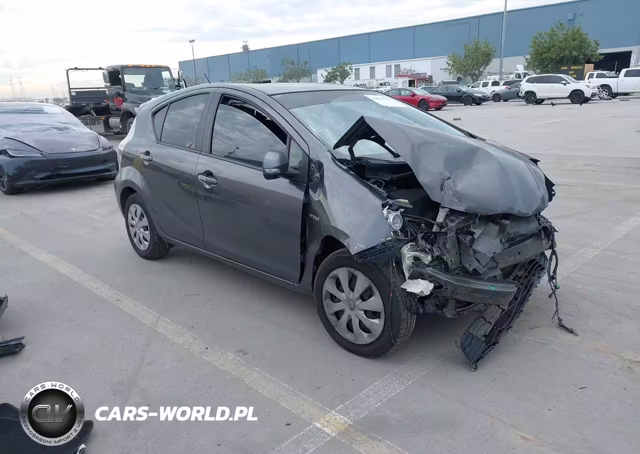 2014 Toyota Prius C One