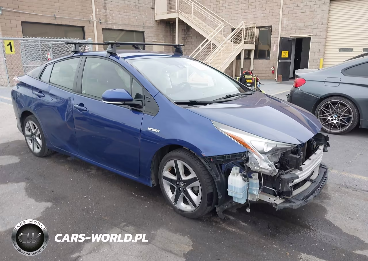 2016 Toyota Prius Three Touring