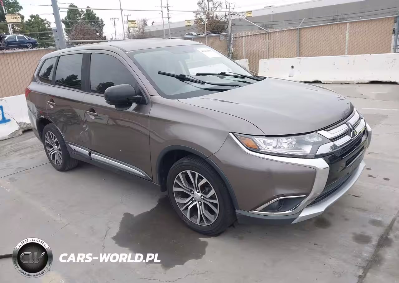 2018 Mitsubishi Outlander Es